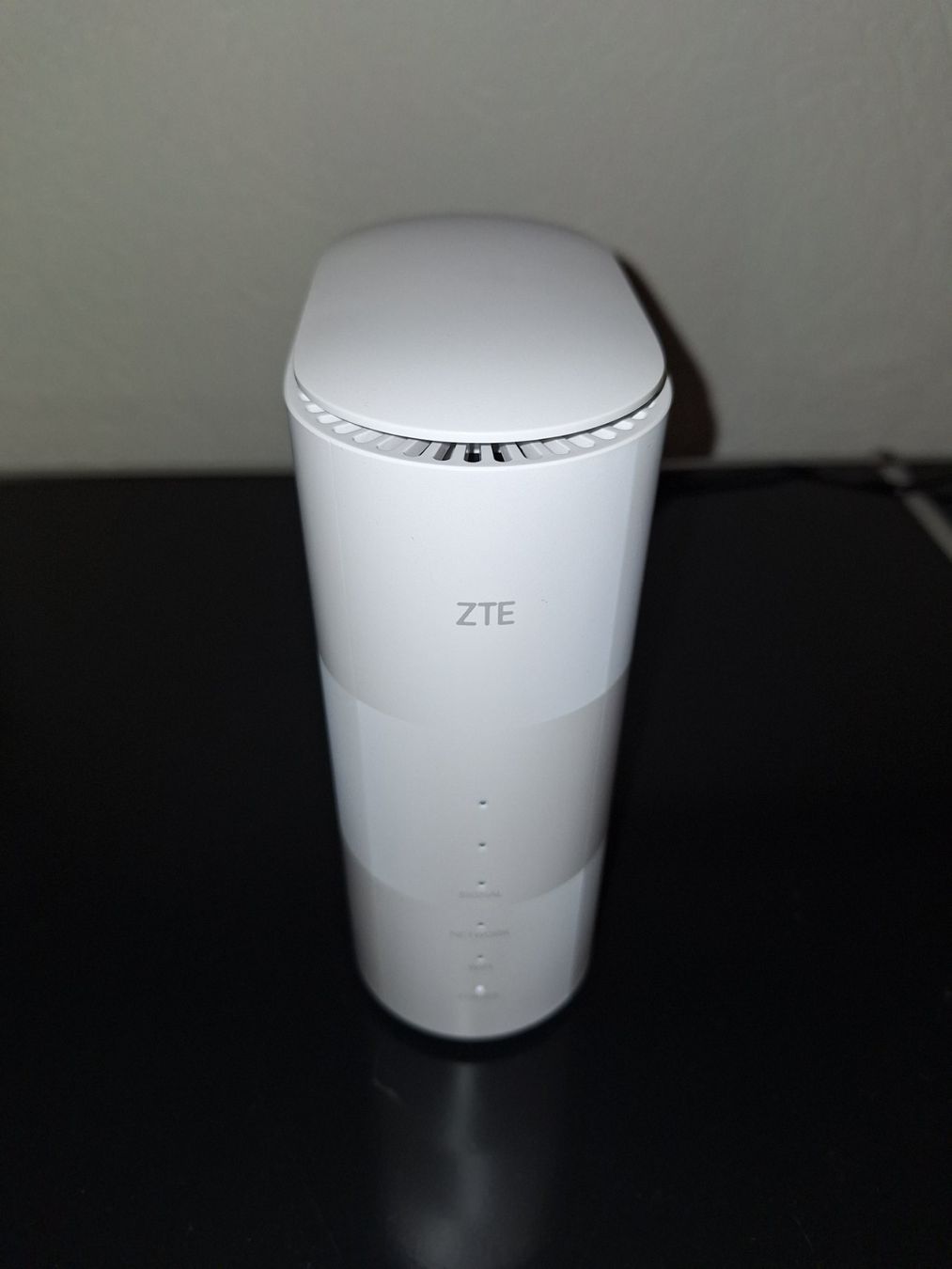ZTE Modem & Router: ZTE 5G MC801A Router – Usato da Binningen venduto da buyandsell01