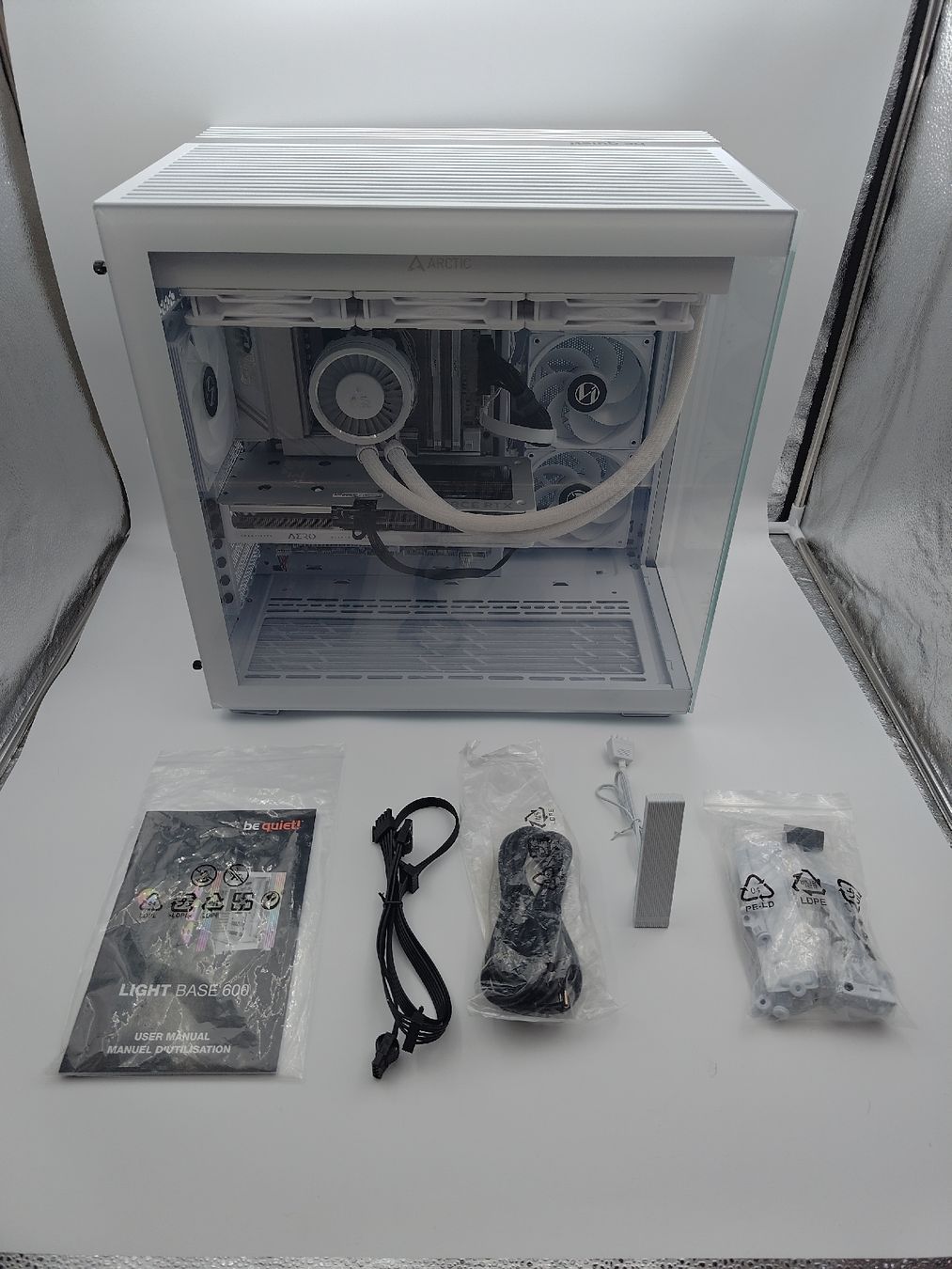 PCs: Pc gaming blanc neuf  – Neu (gemäss Beschreibung) aus Courtemaîche von Atelier.tech 5