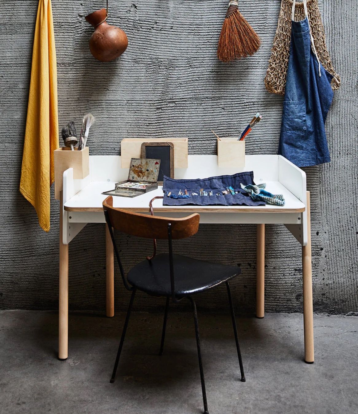 Scrivanie: oeuf brooklyn desk – Usato da Zürich venduto da houseplantclub