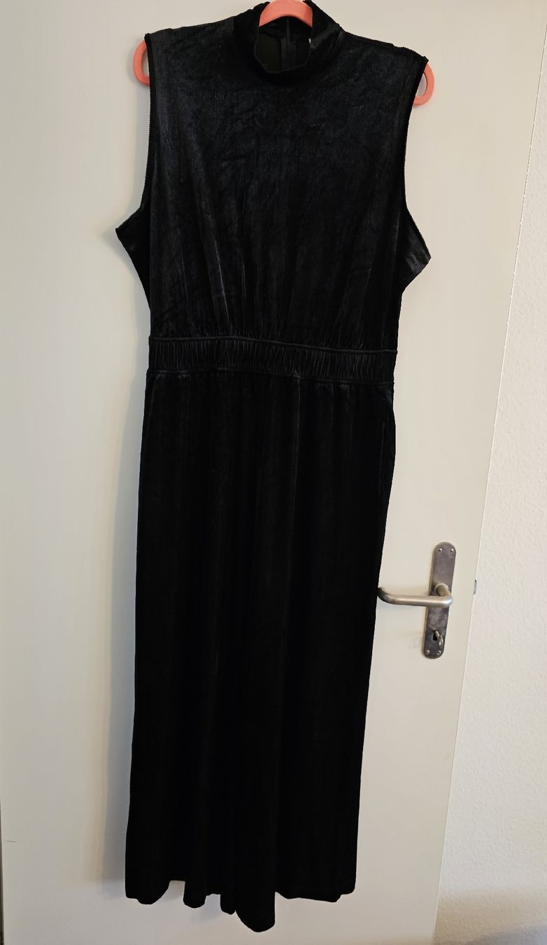Someday Jumpsuits: Someday Samt Jumpsuit Gr. 42 – Neu (gemäss Beschreibung) aus Zürich von Ada2 1