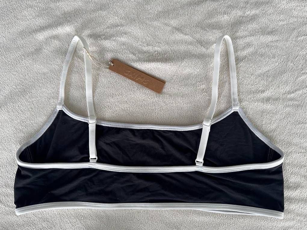 Sonstige Unterwäsche: Skims black bralette top XL – Neu und originalverpackt aus Wettingen von ObradovicJelena 2
