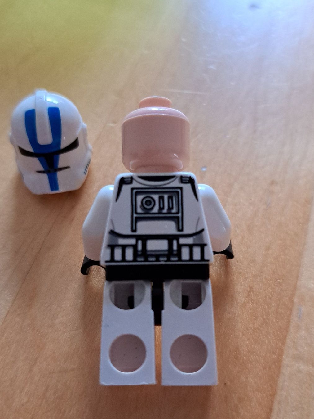 Lego Spielzeuge: LEGO StarWars Minifigur Clone Trooper – Gebraucht aus Ittigen von Chrimueller 2
