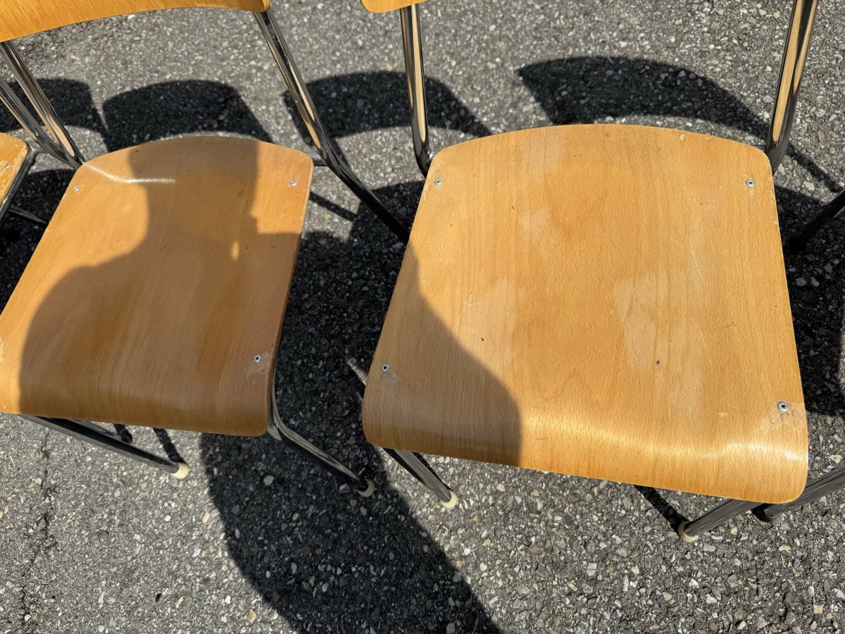 Stühle: 5 Vintage Stühle ab 1.-  – Gebraucht aus Grenchen von Design-Outlet 5