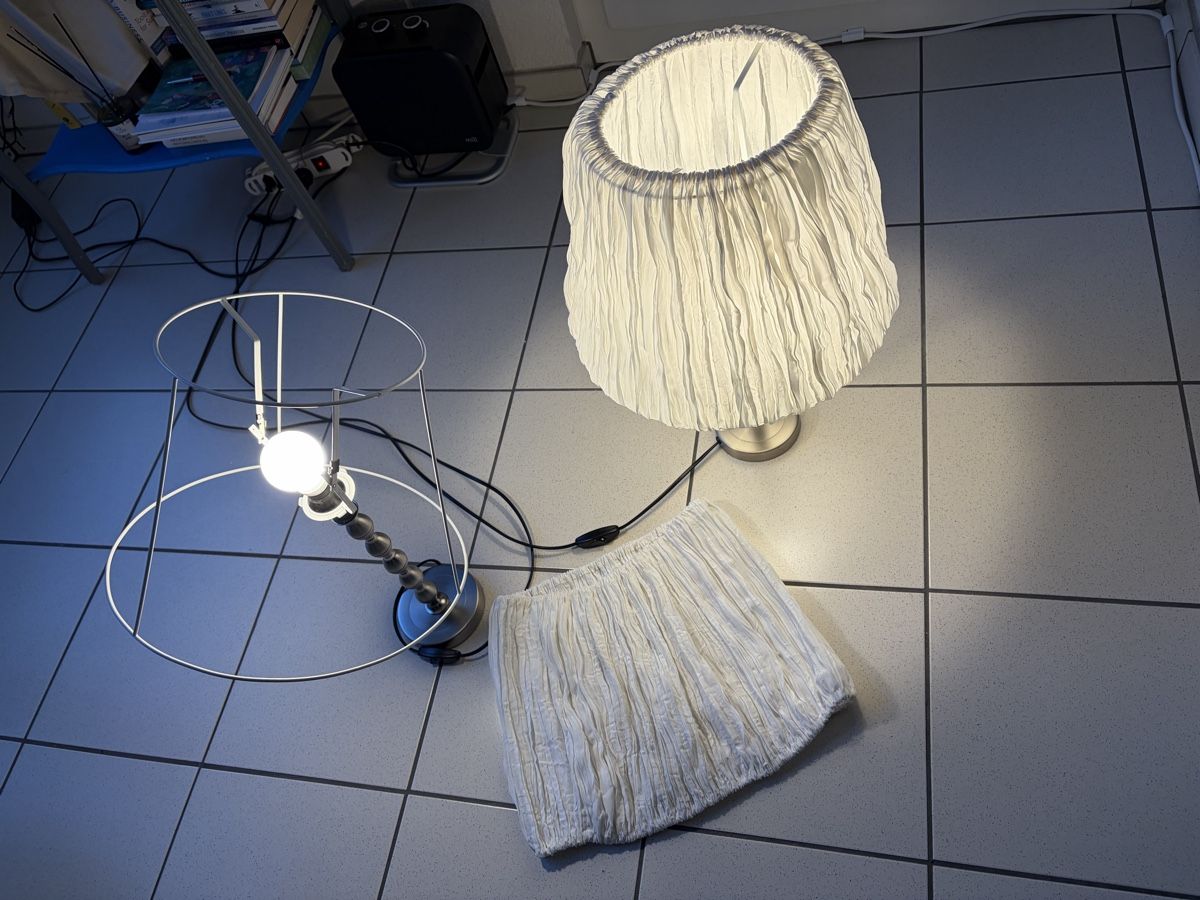 Ikea Lampade: 2 pretty bedside lamps IKEA – Usato da Zürich venduto da nat_k 4