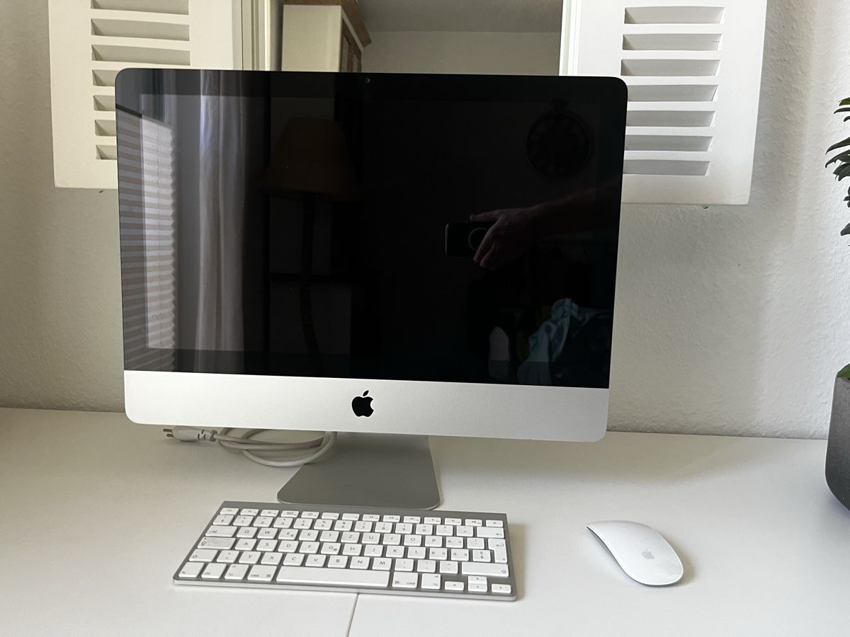 Apple PC: iMac ohne Maus & Tastatur – Usato da Basel venduto da Toch5