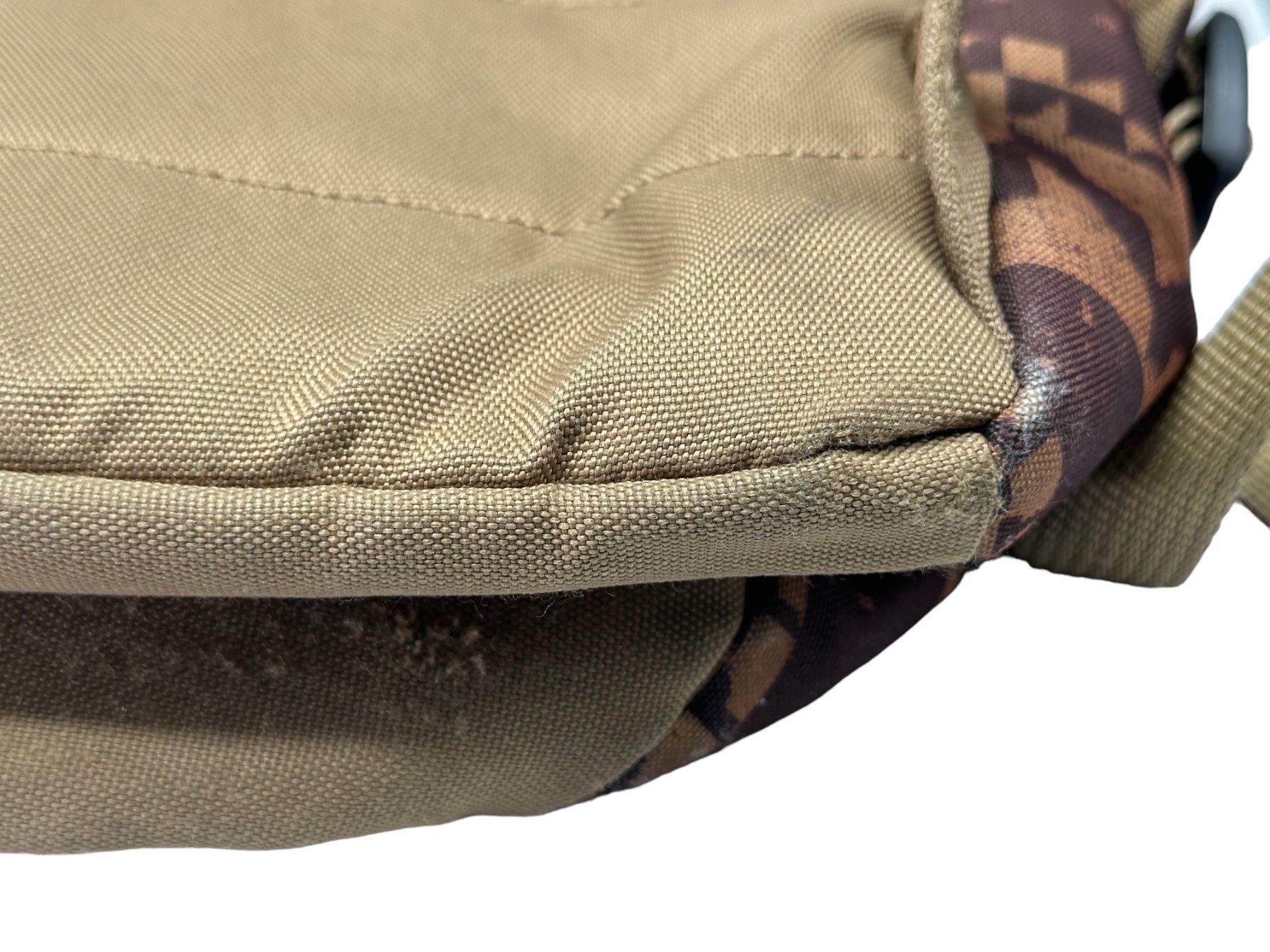 Zaini: Grand sac à dos CONVERSE – Usato da Morges venduto da Auct 8