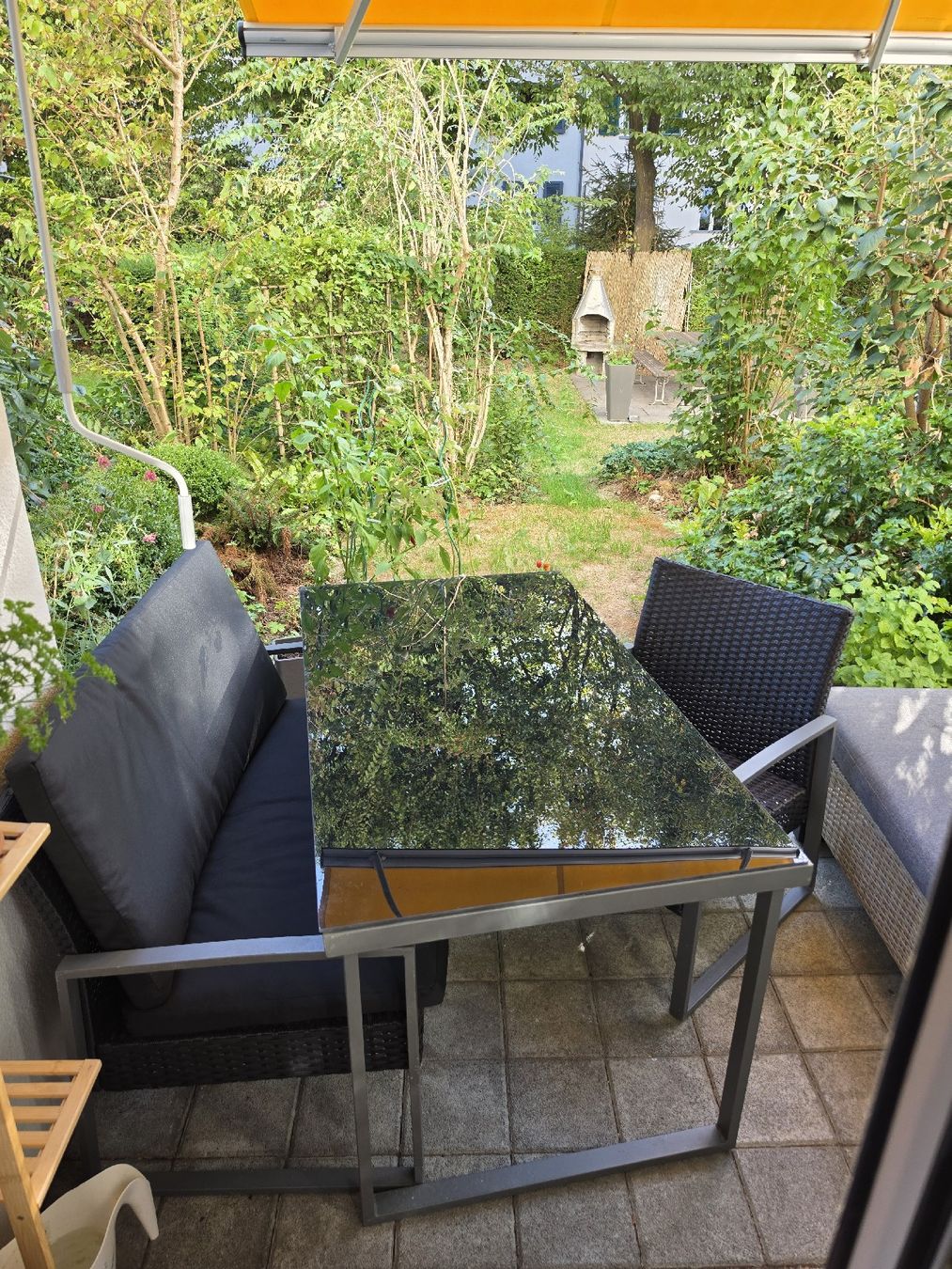 Set di tavolo e panche: Garten-Sitzgruppe 4-teilig – Nuovo (secondo la descrizione) da Bern venduto da Monaluna