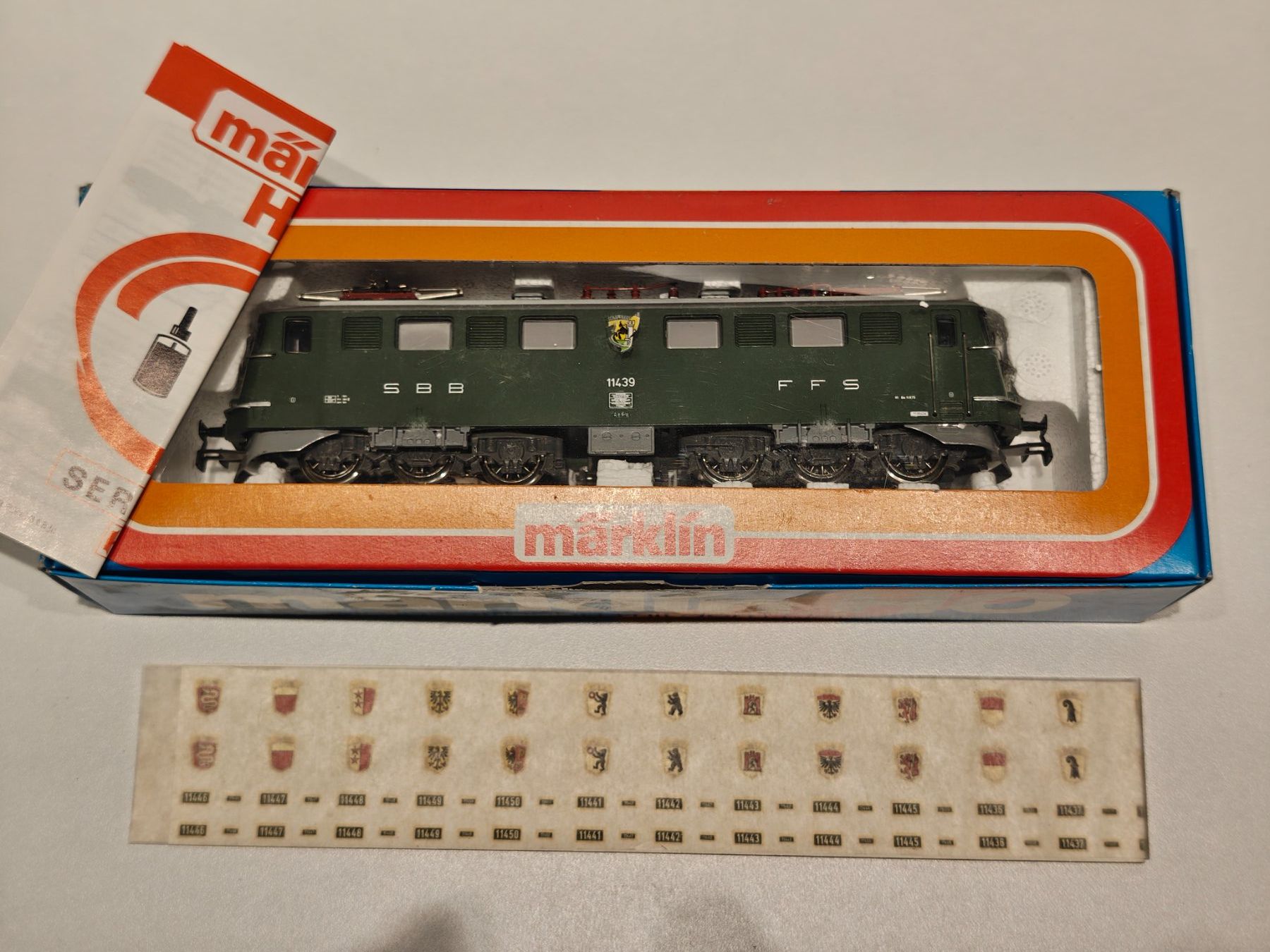 Märklin Modelleisenbahnen: Märklin Ae 6/6 – Gebraucht aus Braunau von Homersimpson