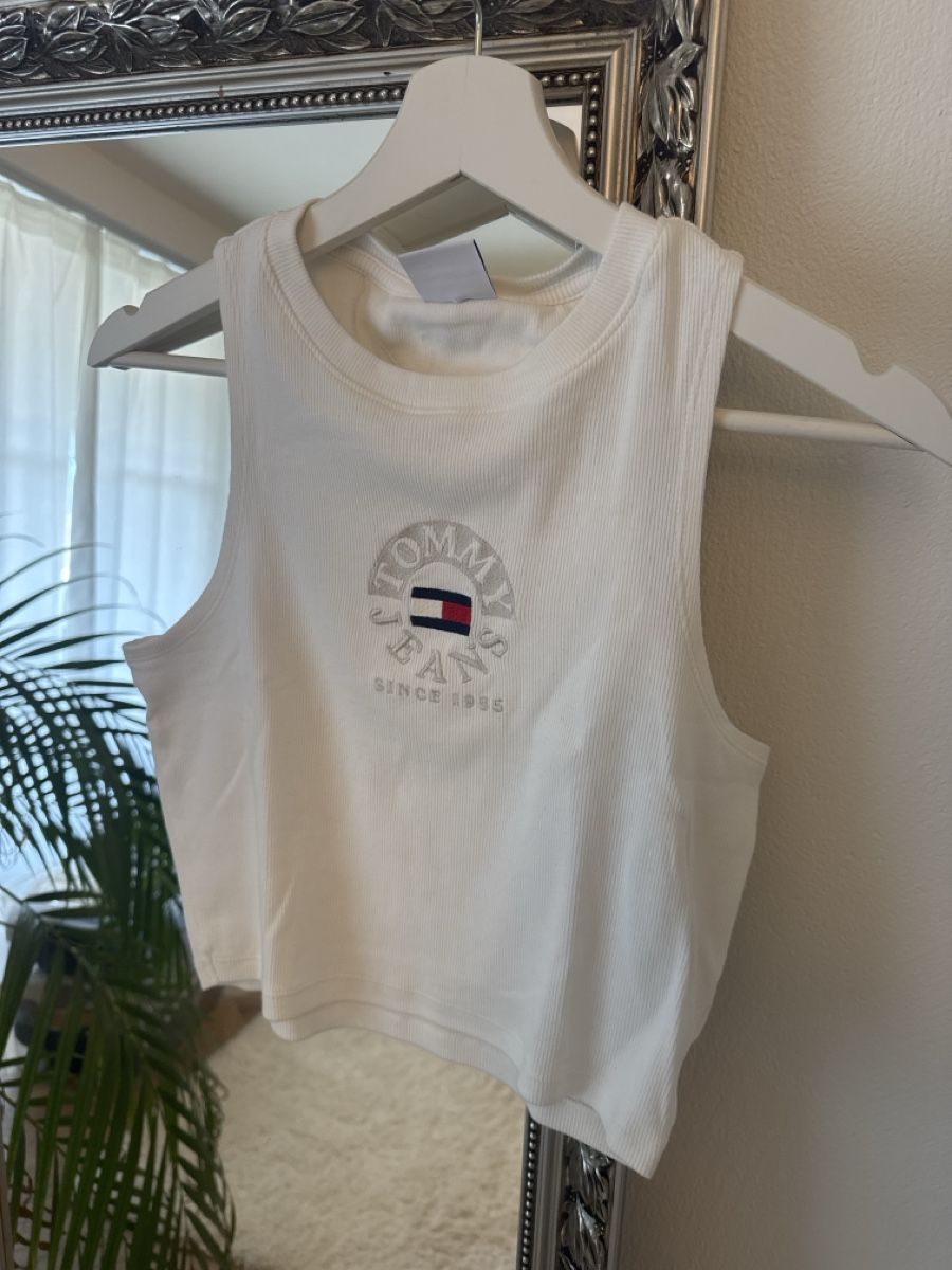 Tommy Hilfiger Kleiderpakete: Tommy Hilfiger und Even & OD Shirt – Gebraucht aus Scharans von ali_jj7c