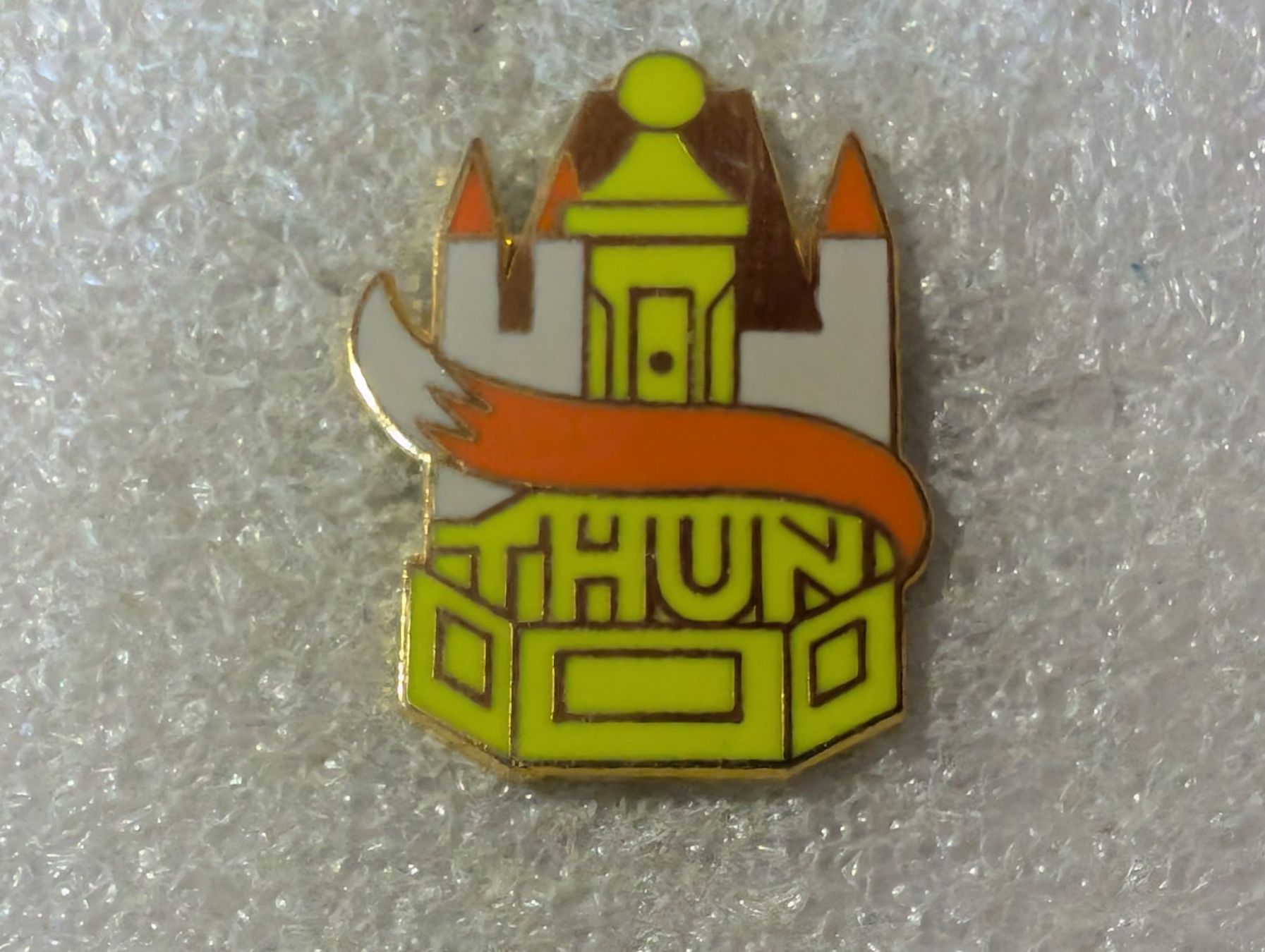 Placchette & Badge: Ansteckpin 173: Thun – Usato da Oppligen venduto da Pin-Fall-Shop