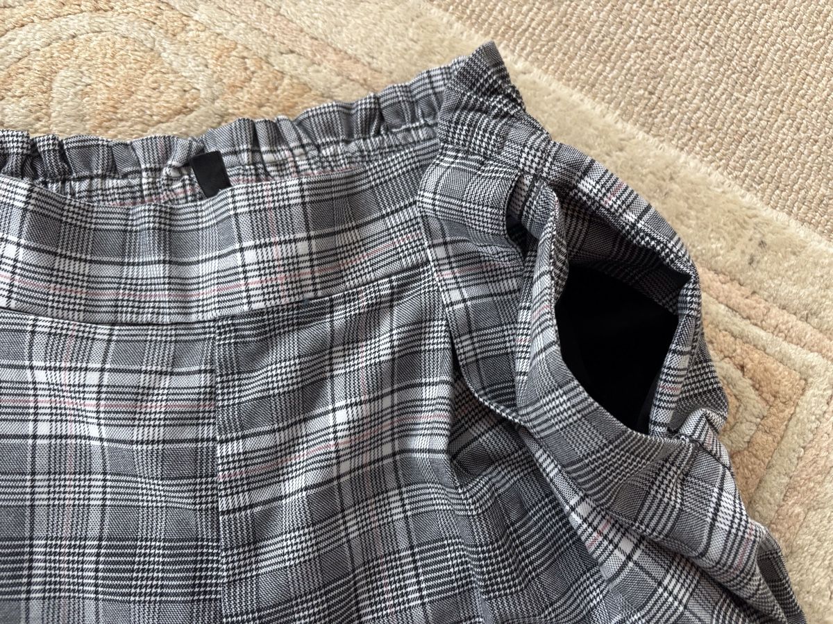 Pantaloni: Kurze Stoffhosen – Usato da Eggersriet venduto da car_w5cl 2