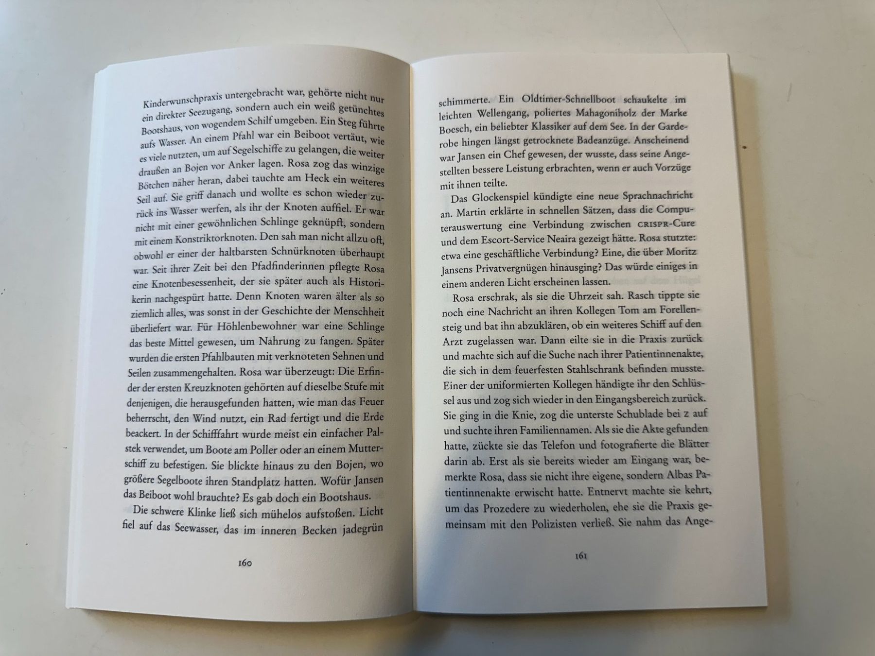 Libri: Buch "Tiefes, dunkles Blau" von Seraina Koller – Usato da Urdorf venduto da Erika666 2