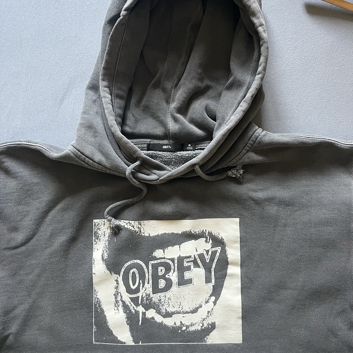 Obey Maglioni & Felpe: OBEY Hoodie – Nuovo (secondo la descrizione) da Schaffhausen venduto da Quadrophenia27