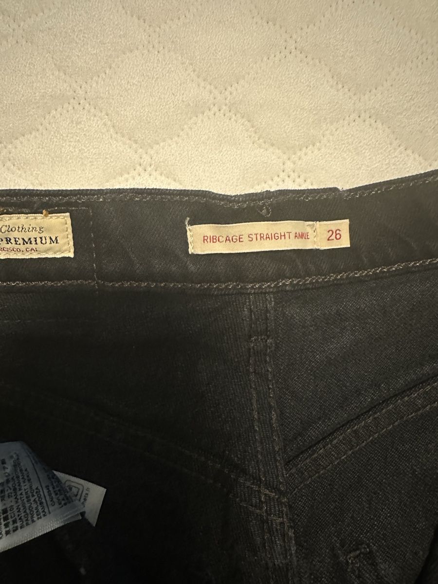 Levi's Jeans: Jean Levi's noir, taille 26 – Usato da Chêne-Bourg venduto da raf_k9v7 3