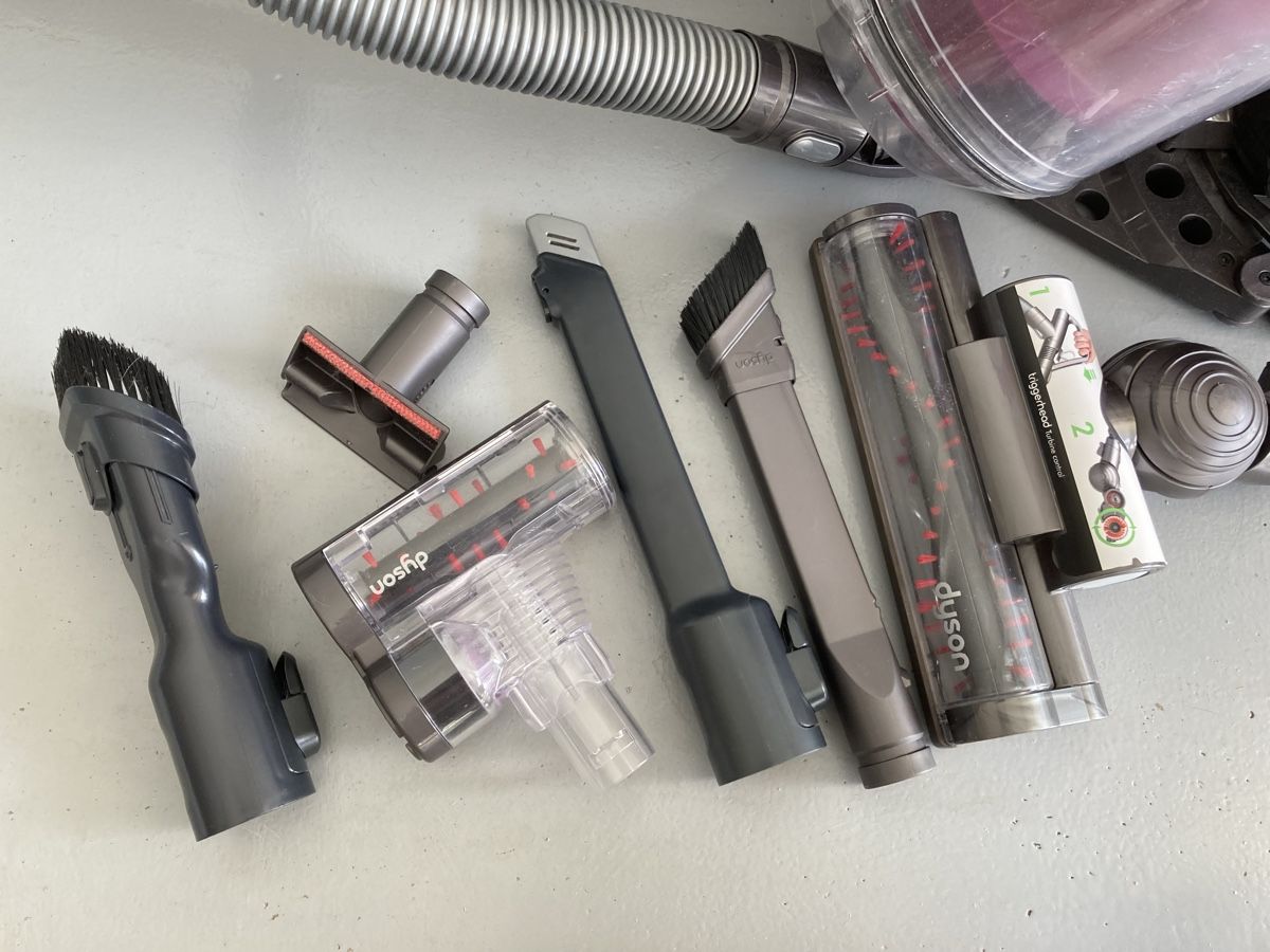 Dyson Aspirapolveri & Accessori: Dyson Staubsauger – Usato da Kefikon ZH venduto da Klukka97 3