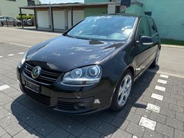 VW Golf 5 GT Sport, 4 x 4, Schwarz, guter Zustand
