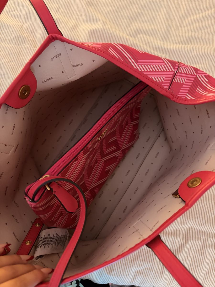 Guess Borse da donna: Guess Tasche mit Set Pink – Usato da Fisibach venduto da sam_zb72 4