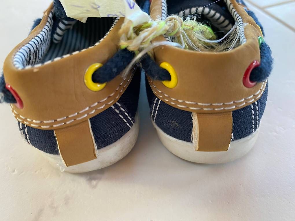 H&M Scarpe per ragazzi: Babyschuhe Grösse 18/19 – Usato da Wagen venduto da 20Ricola18 3