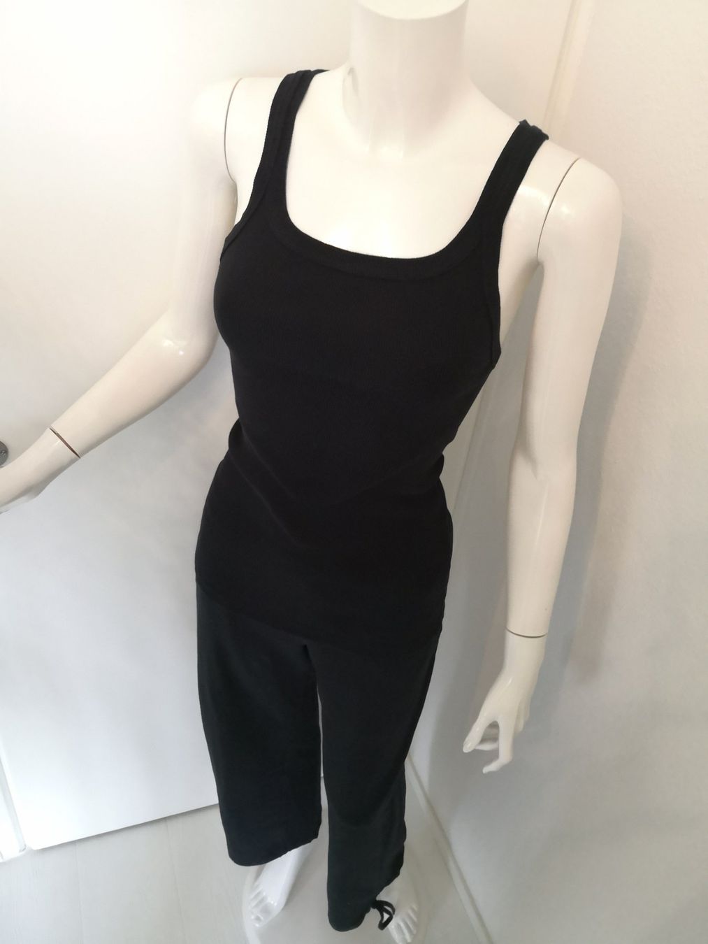 Intimissimi Negligees & Pigiami: 🤩MANGO & H&M PYJAMA SCHWARZ GERILLT – Usato da Olten venduto da Naja-Twins-Twins 6