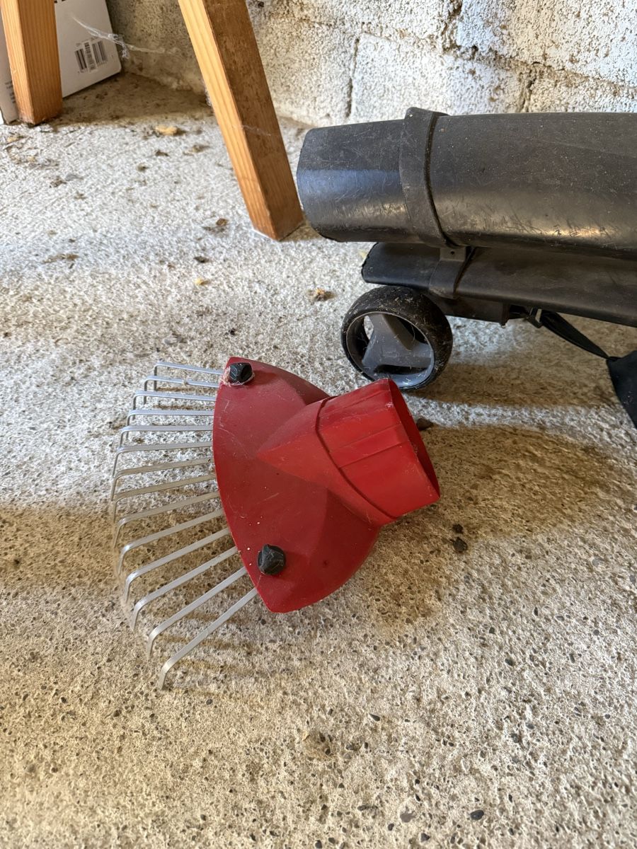 Einhell Soffiatori & Aspiratori per foglie: Laubsauger / Laubbläser – Usato da Birmenstorf AG venduto da Pat_roll 1