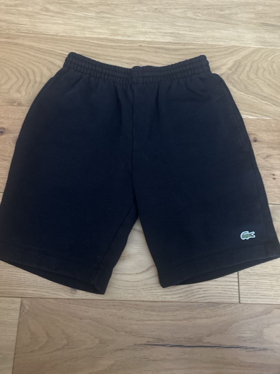 Lacoste Pantaloni: Short Lacoste – Usato da Founex venduto da reb_fws9