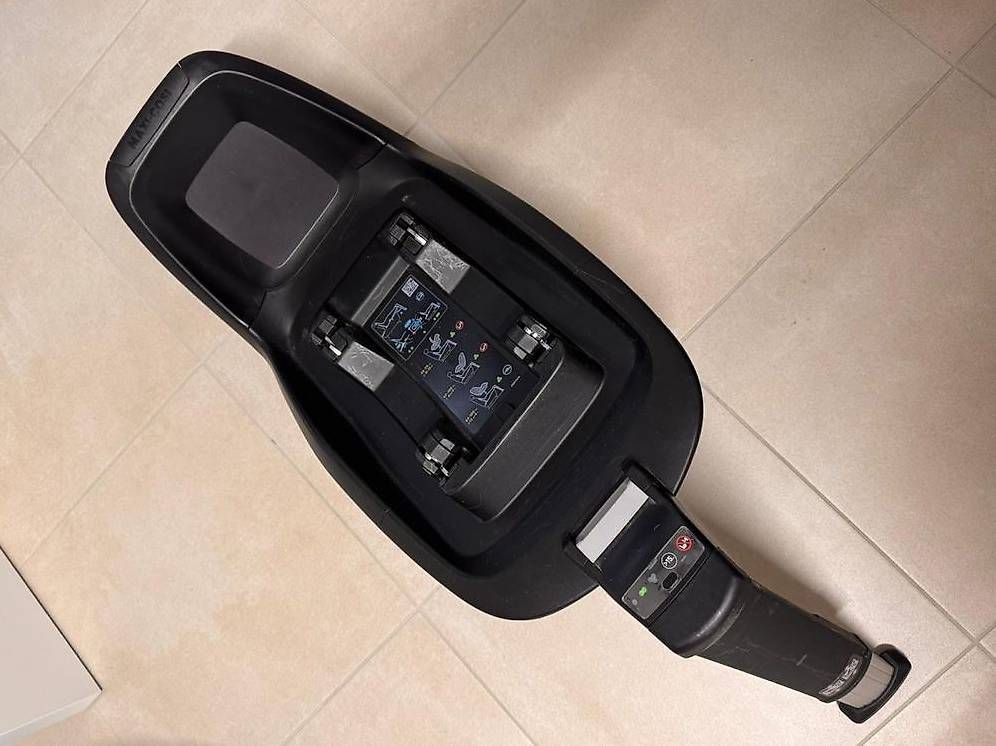 Seggiolini per auto: 2WayFix Isofix Station Maxicosi – Usato da Kirchberg BE venduto da Pipistrella99
