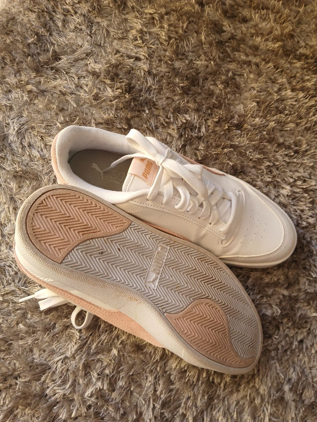 Puma Chaussures femmes: Puma Sneaker – D'occasion à Marly par schnibu2 1