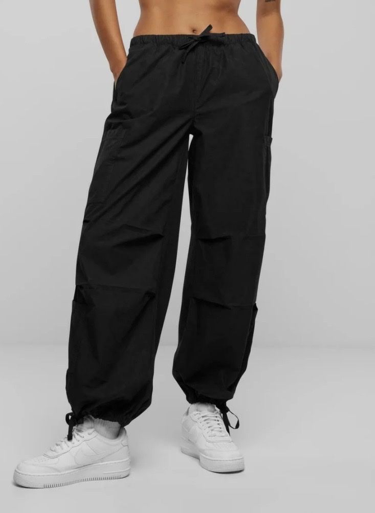 Pantalons: Cargohose Parachute Pants M schwarz – Neuf (Voir description) à interlaken par caliban 1
