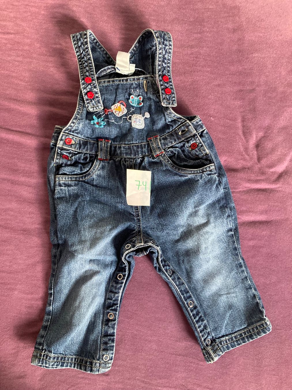 Lotti & Set di vestiti: Grosses Kleiderpaket 74/80 Mädchen – Usato da Wiler b.Utzenstorf venduto da Verkauf333 1