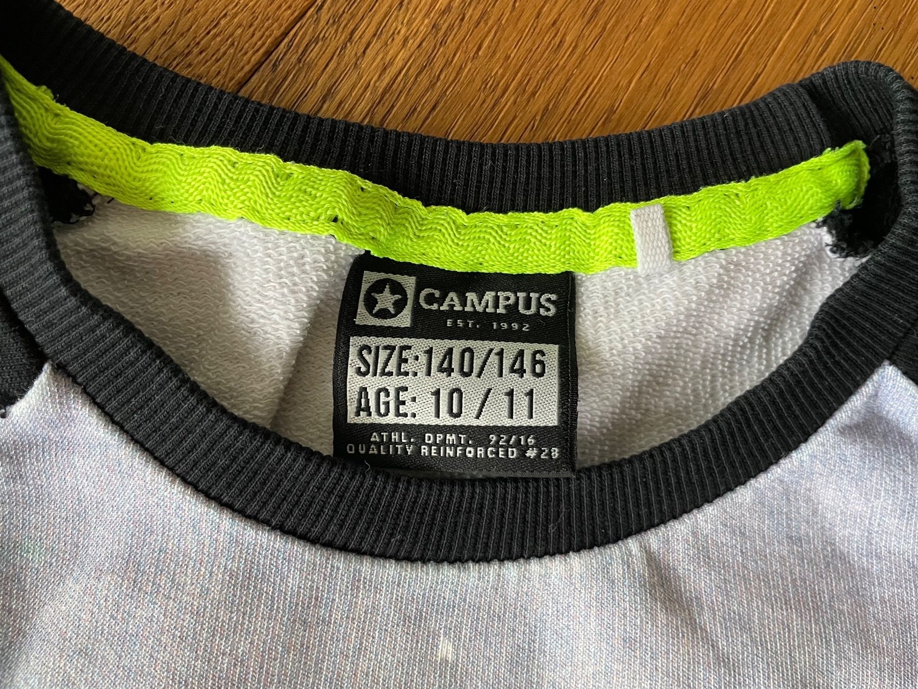Maglioni & Felpe: Knaben Pullover – Usato da Seewen venduto da dvh05 2