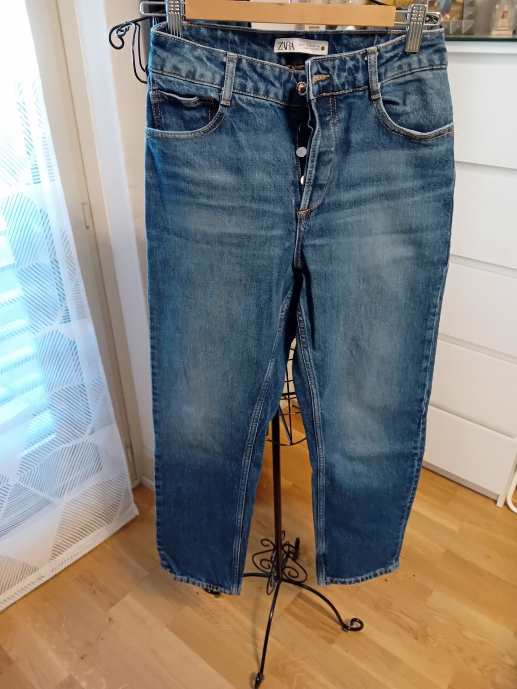 Zara Jeans: jeans von Zara gr 36 – Nuovo (secondo la descrizione) da zürich venduto da janjaz