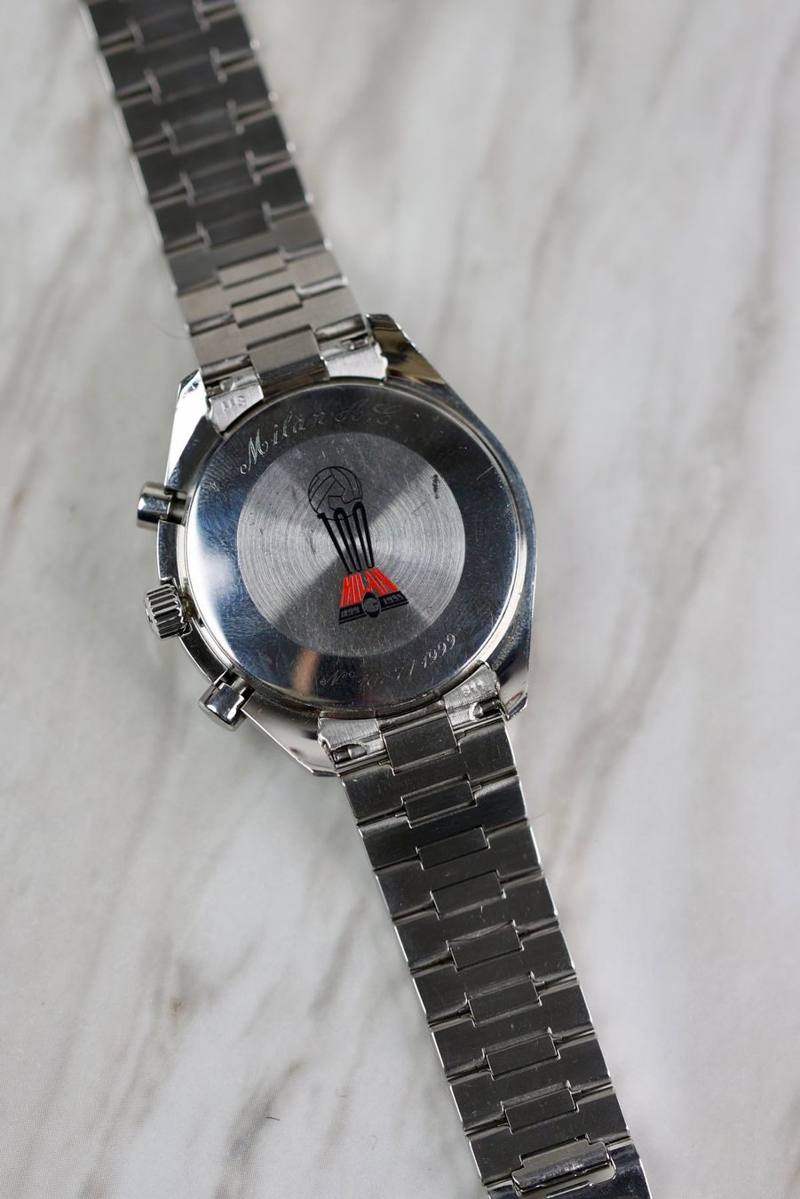Omega Orologi: Omega Speedmaster Reduced 'AC Milan Limited Edition' – Usato da Zürich venduto da Lazulivintagewatches 9
