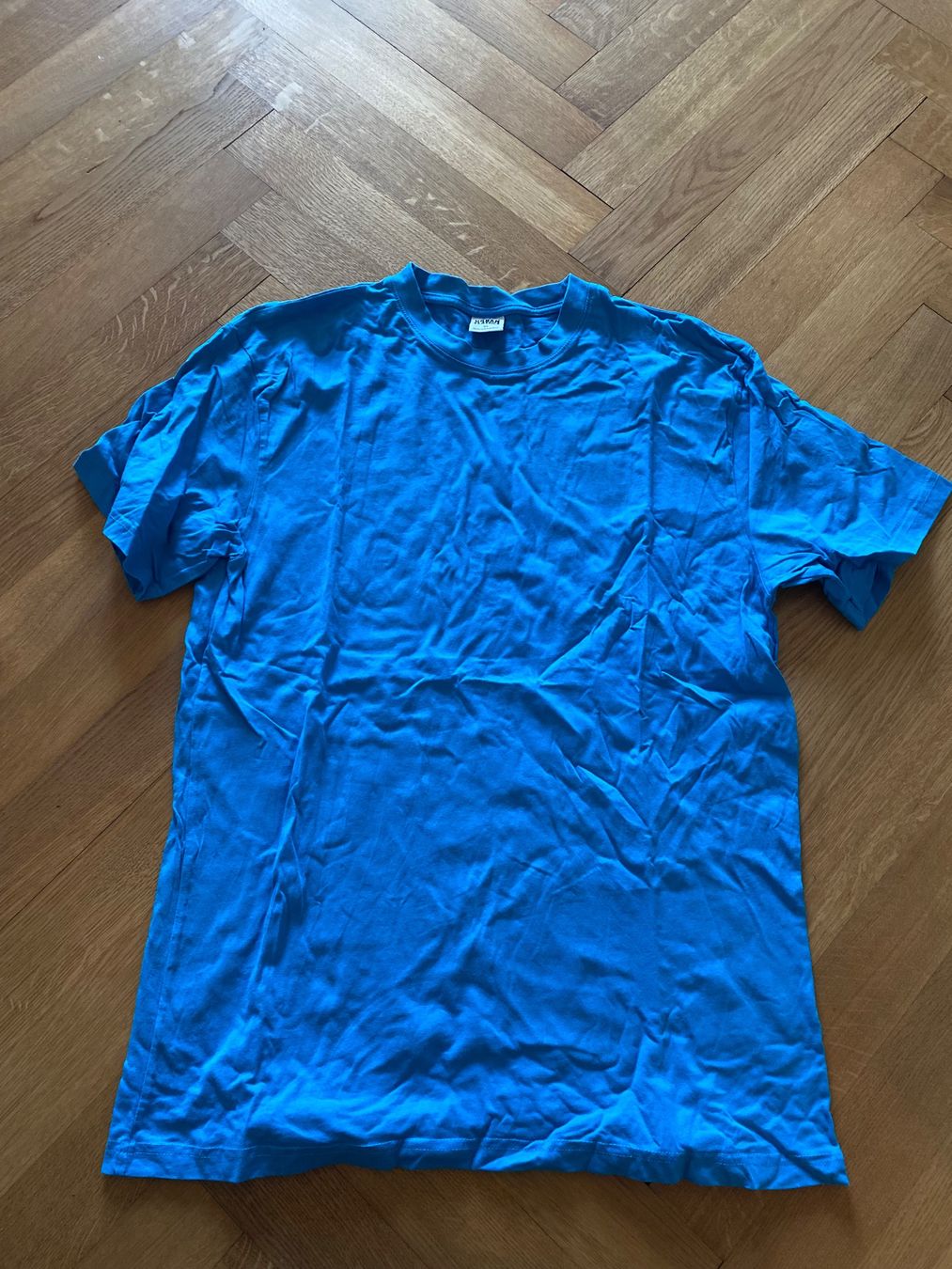 T-Shirts: Urban Classics T-Shirt – Gebraucht aus Bern von mue_yhz5 1