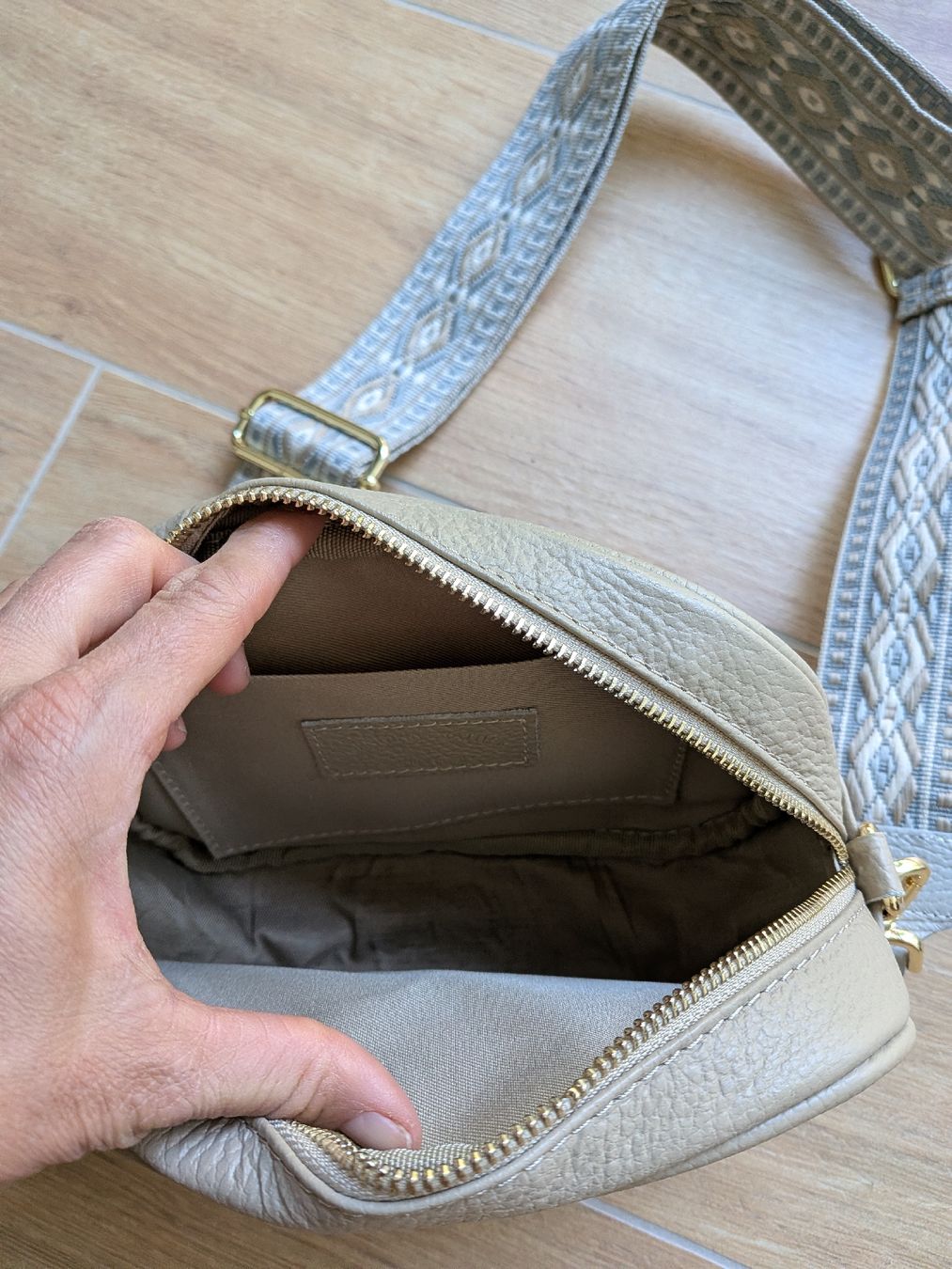 Borse da donna: Tasche beige Leder NEU – Nuovo (secondo la descrizione) da Eschenbach SG venduto da SanFranciscoCalifornia 3