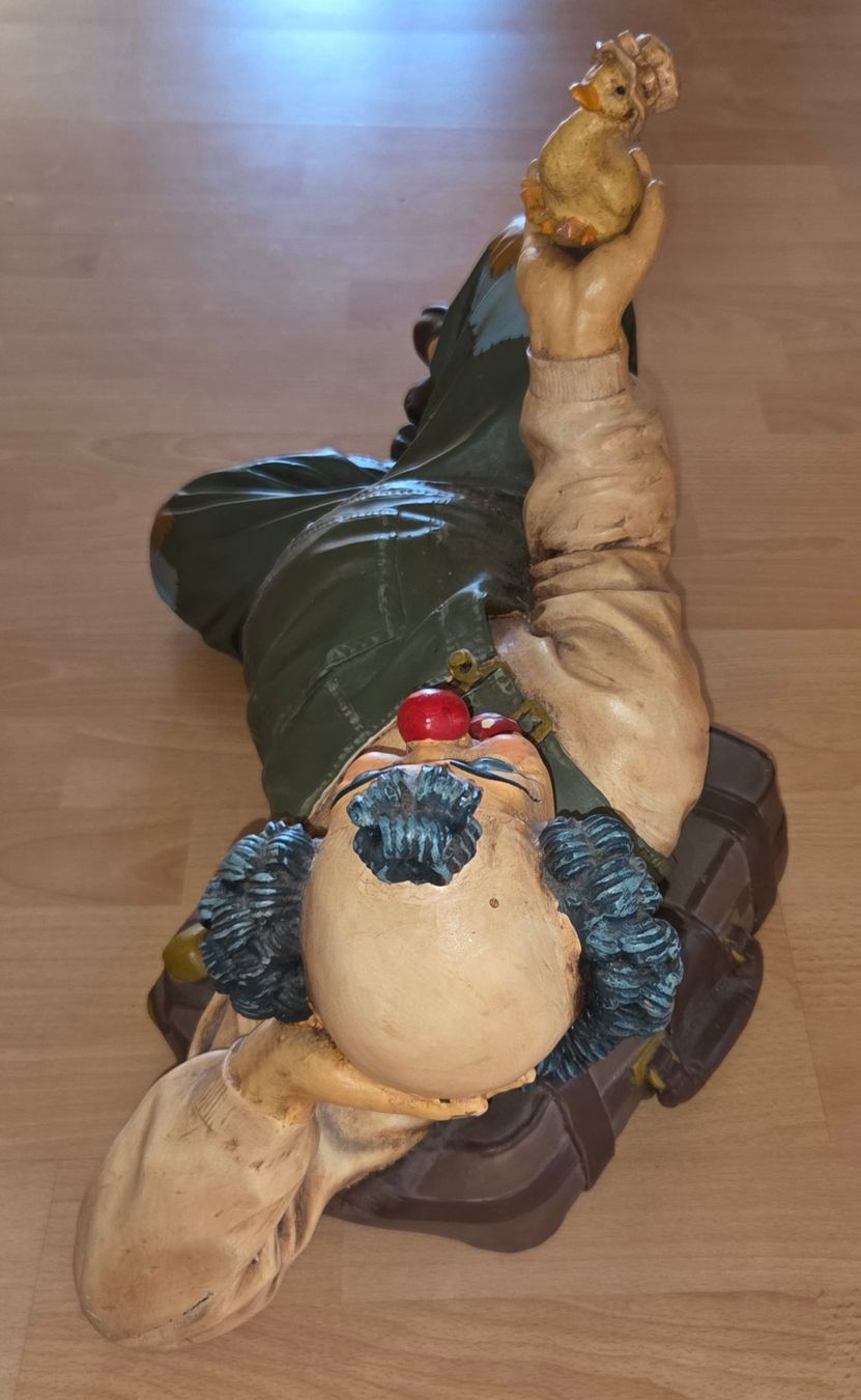 Statuette: grosse Clownfigur von Jun Asilo 95 – Usato da Gossau SG venduto da tenerife11 3