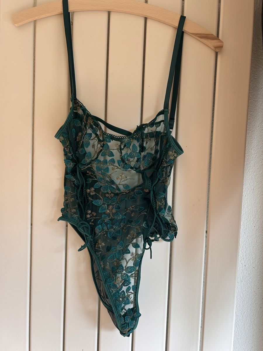 Altra biancheria intima: Body XS – Usato da lausanne venduto da Lilos77
