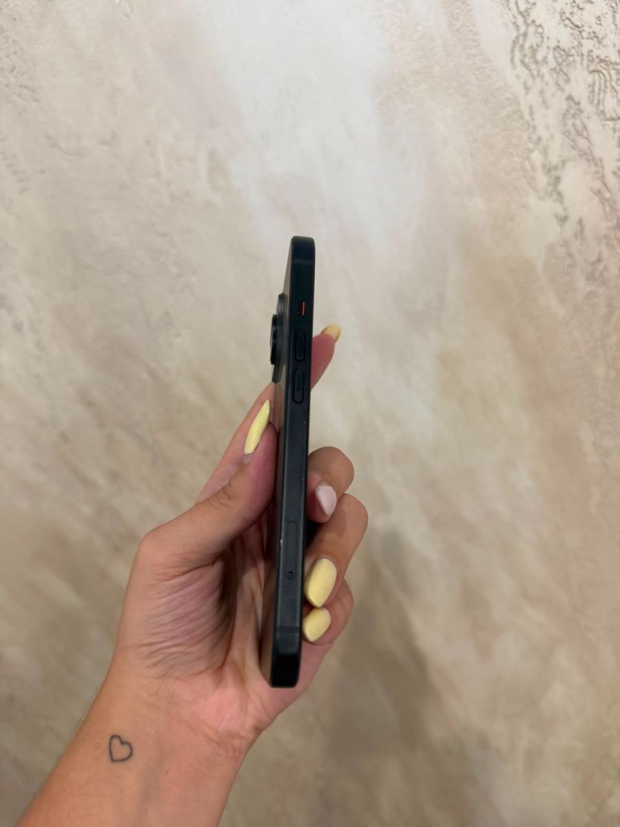 Apple Portables: Iphone 15 face id off 256 gb  – Neuf (Voir description) à Chippis par mig_8ns6 1