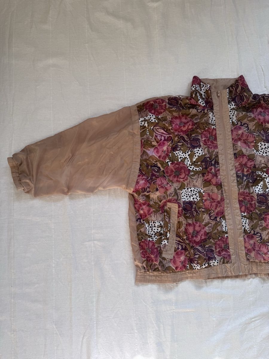 Giacche: Vintage floral jacket – Usato da Zürich venduto da cam_kcc7 4