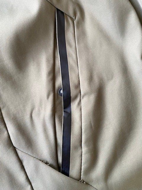 Jack & Jones Giacche: Herren Softshelljacke Gr. M, khaki – Usato da Ergisch venduto da July64 7