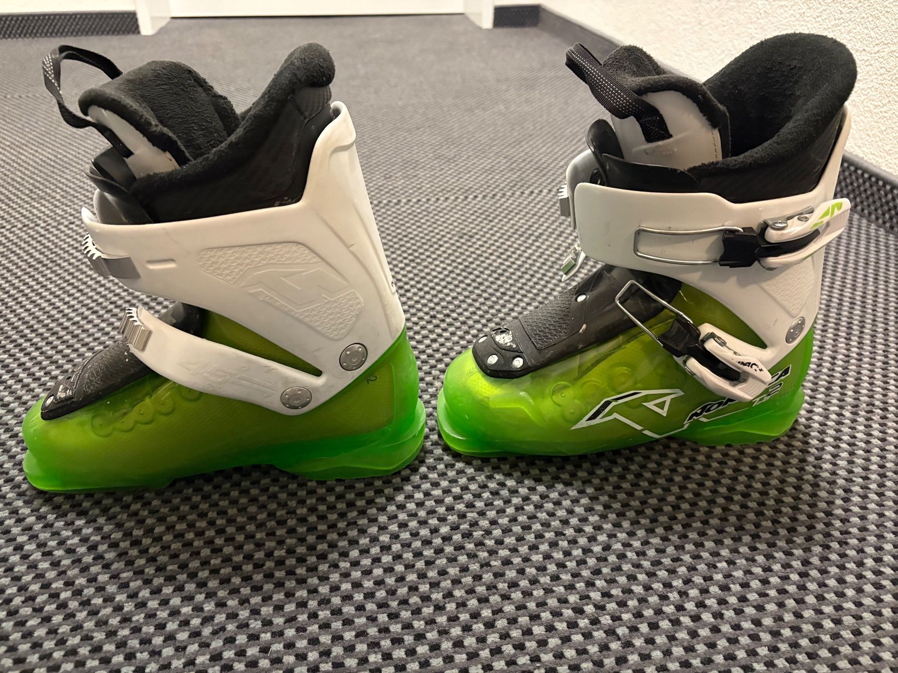 Scarpe per ragazzi: Skischuhe 23.5 – Usato da Dübendorf venduto da mar_p8yf 1