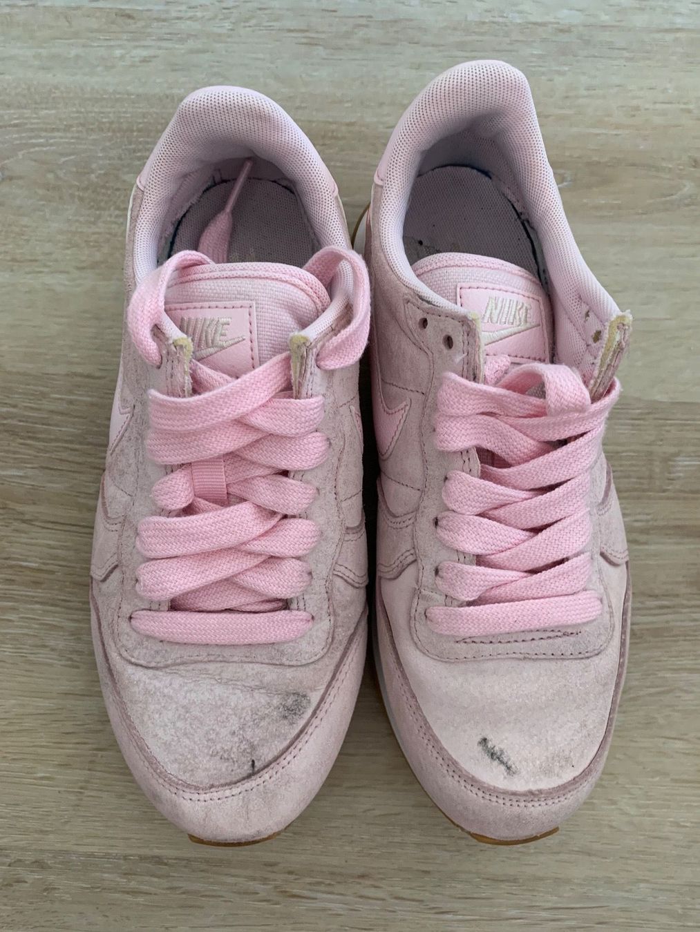 Nike Scarpe da donna: Nike Turnschuhe Gr. 36.5 – Usato da Rüfenacht BE venduto da sdent 4