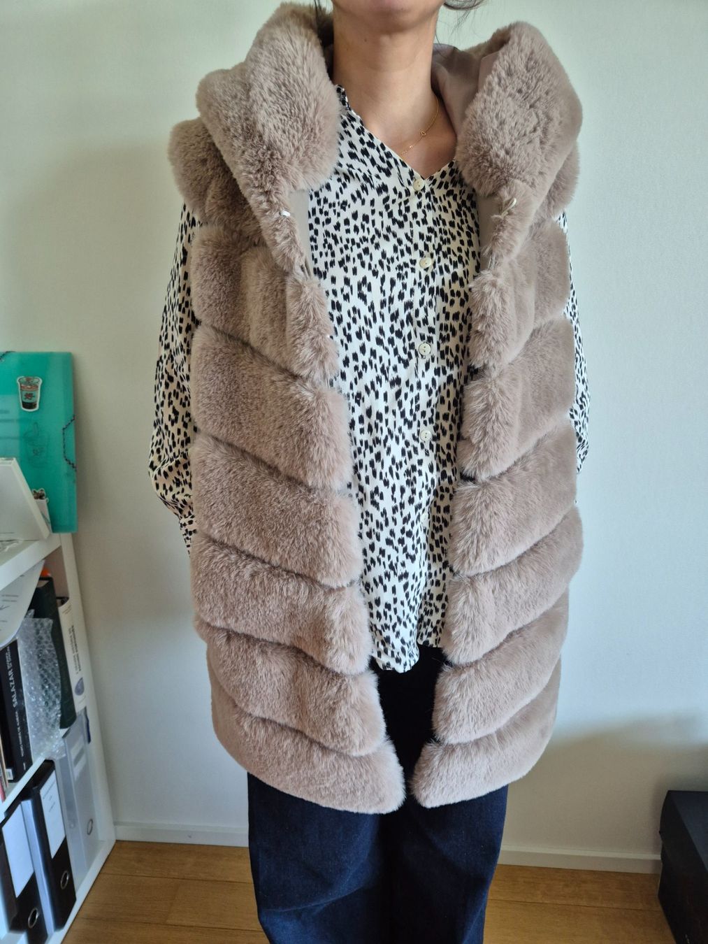 Gilet & Giacche senza maniche: Gillet imitation fourrure VIMODA - taille S – Nuovo (secondo la descrizione) da Genève venduto da Talhinho 1