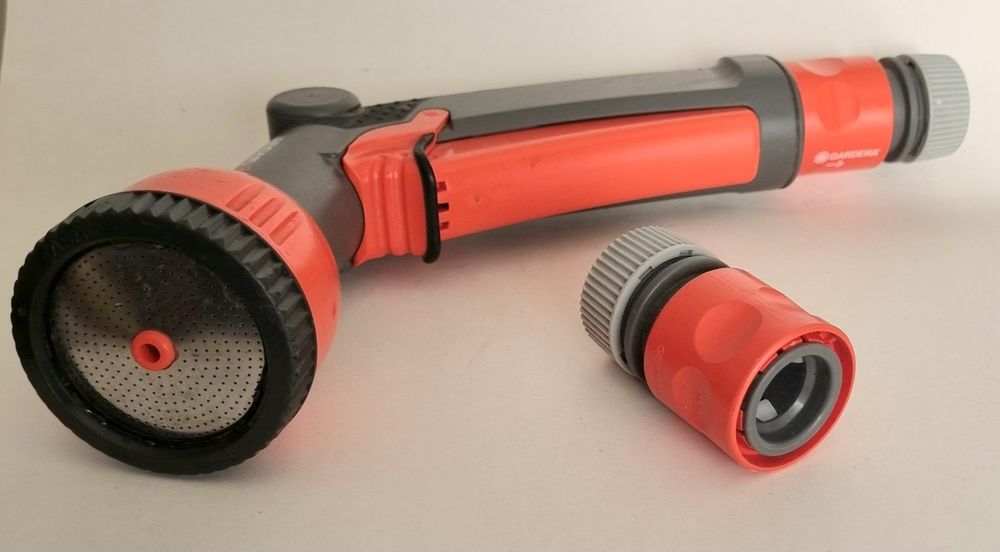 Gardena GartenschlauchBrause mit zwei Adapter Kaufen auf Ricardo