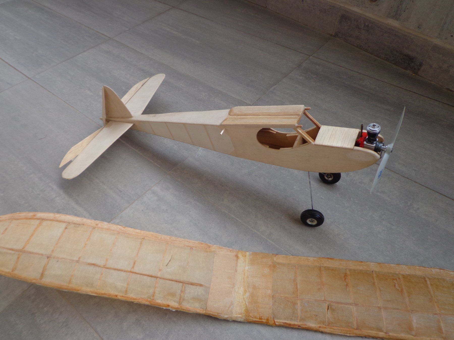 RC Modellbau: Modellflugzeug Oldtimer Antikflug Cox – Defekt aus Camorino von Dibi7 3
