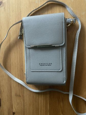 Sac bandoulière gris clair, porte-téléphone, parfait pour...