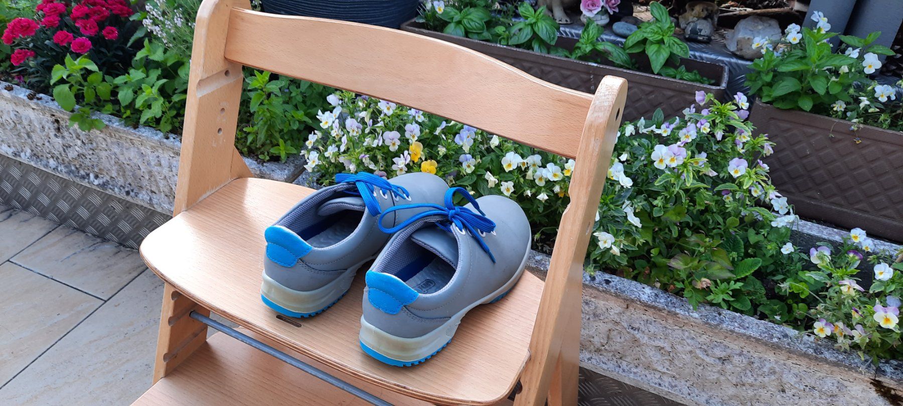 Scarpe da uomo: ABEBA bequeme Arbeitsschuhe grau / blau Größe 39 – Usato da Turbenthal venduto da tirare 6