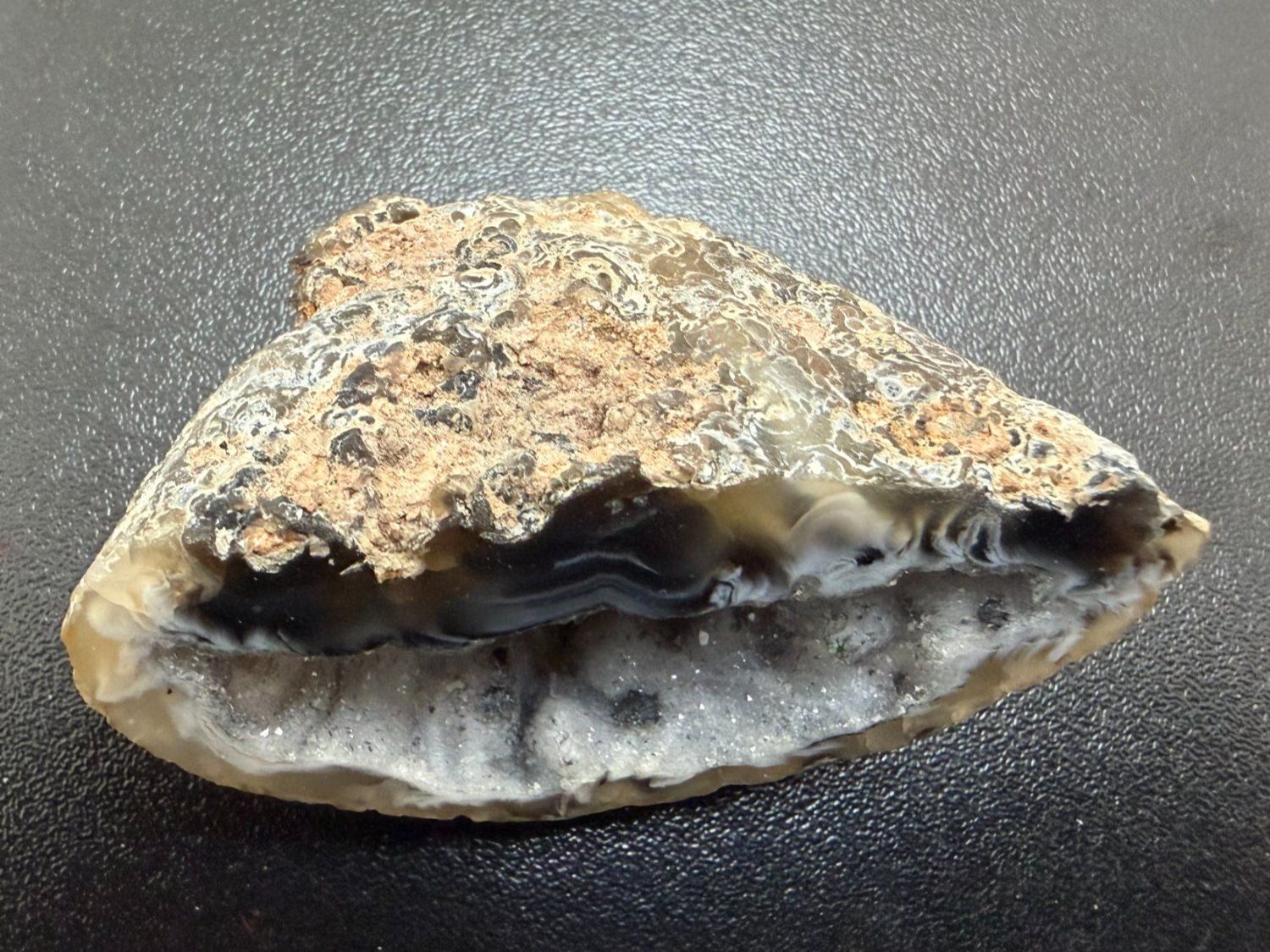 Mineralien & Heilsteine: Achatgeode, Südafrika (2) – Neu (gemäss Beschreibung) aus Muri b. Bern von Gemmes 1