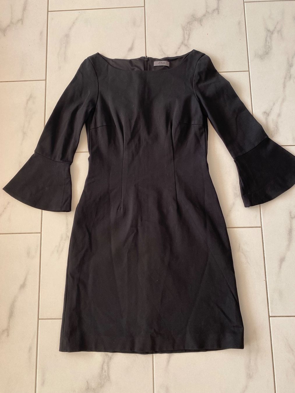 S.Oliver Robes: Schwarzes Kleid – D'occasion à Zollikon par Dory11