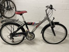 Kinder Fahrrad (ca 9-12 Jährig) Sehr guter Zustand.