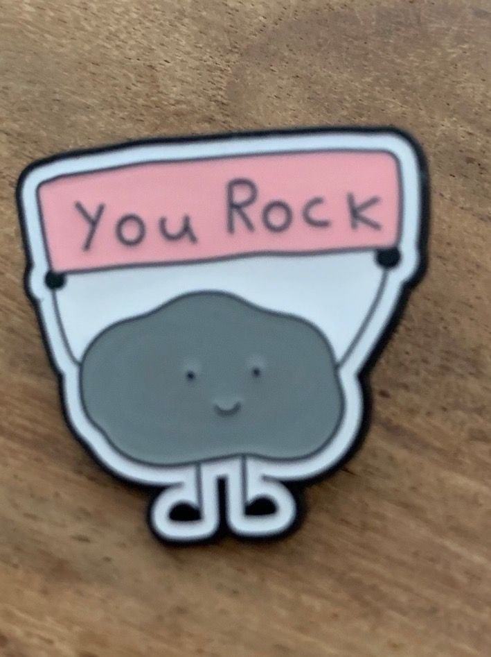 Placchette & Badge: Lustiger Pin   You Rock – Nuovo e nell'imballaggio originale da Geneve venduto da vane267